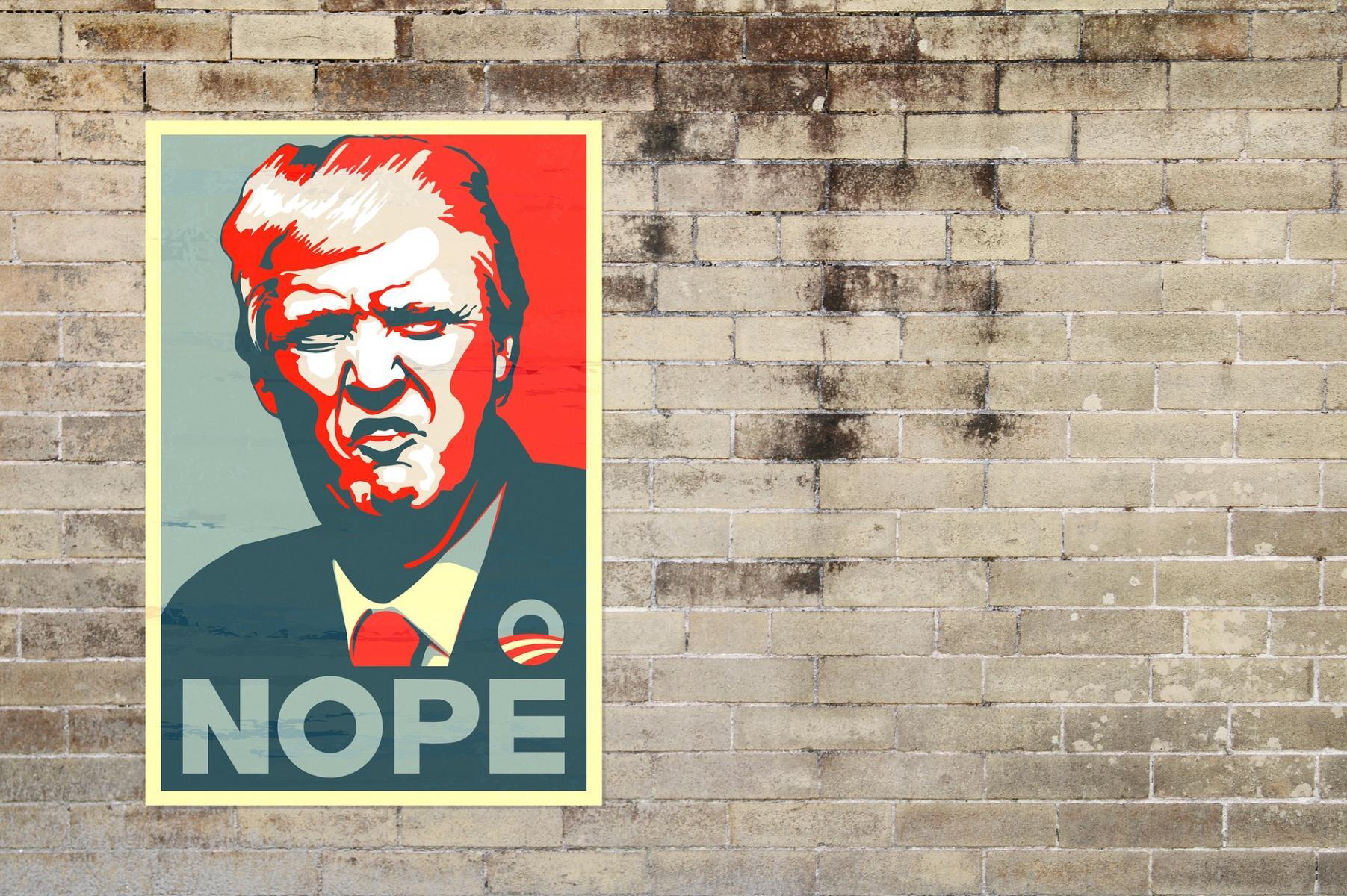 Plakat. Das sagt schon alles. 1 trump 1915253 1920